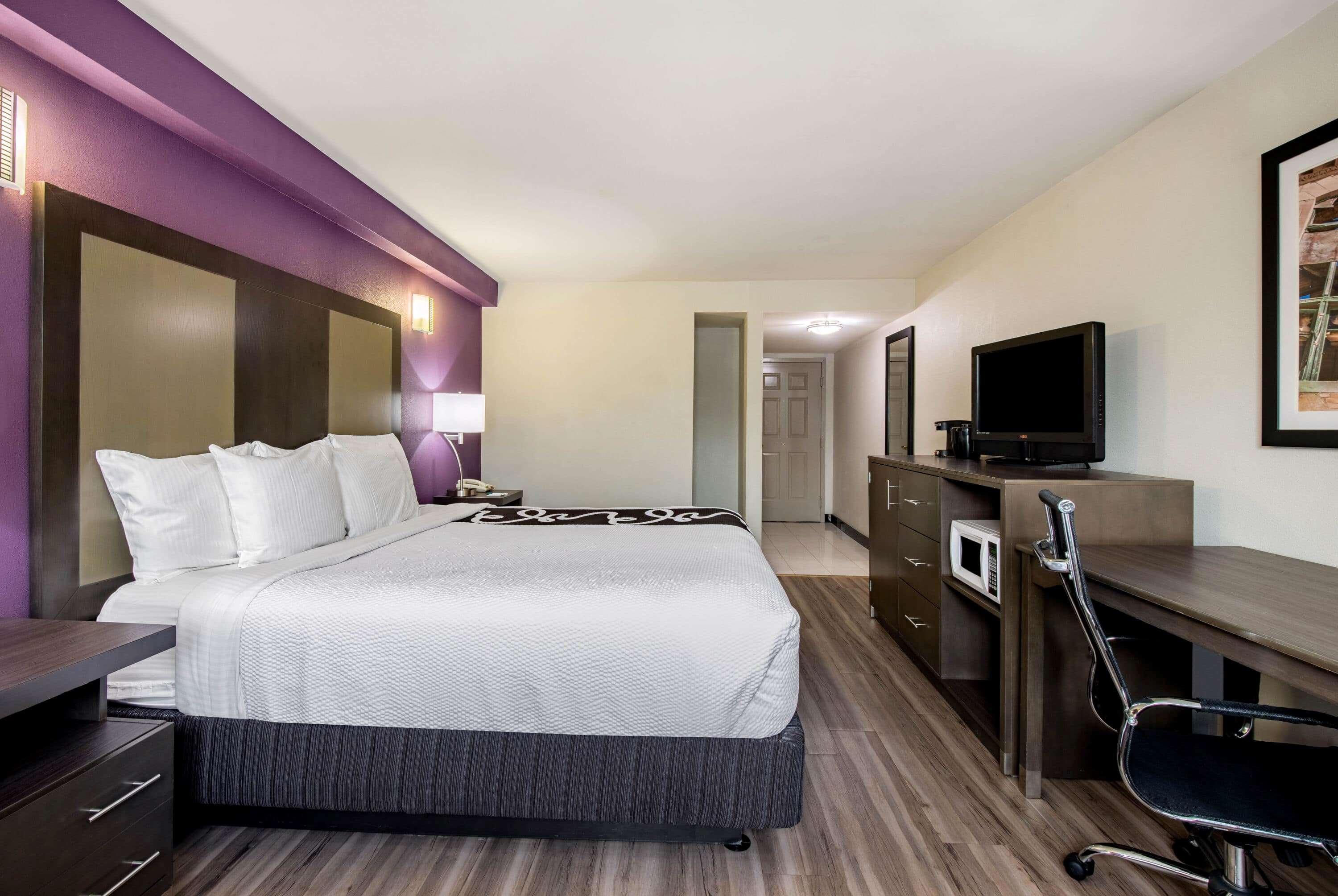 La Quinta Inn By Wyndham West Long Branch Nj Shore Area Экстерьер фото